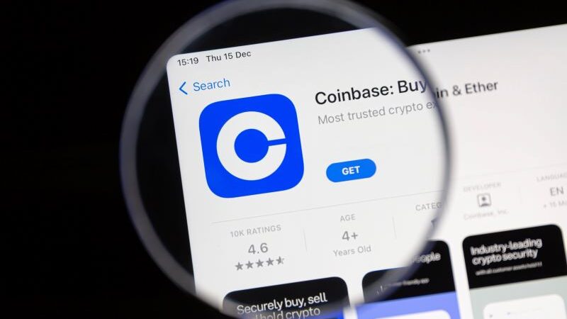 Coinbase stock a ‘ticking time bomb’ on weekly chart: Here’s why