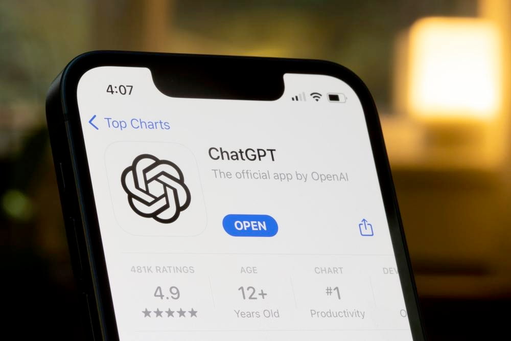 Solana or MultiversX? We asked ChatGPT-4o which is the best investment for this bull market cycle