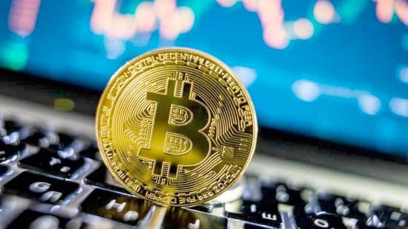 AI predicts Bitcoin price for year-end