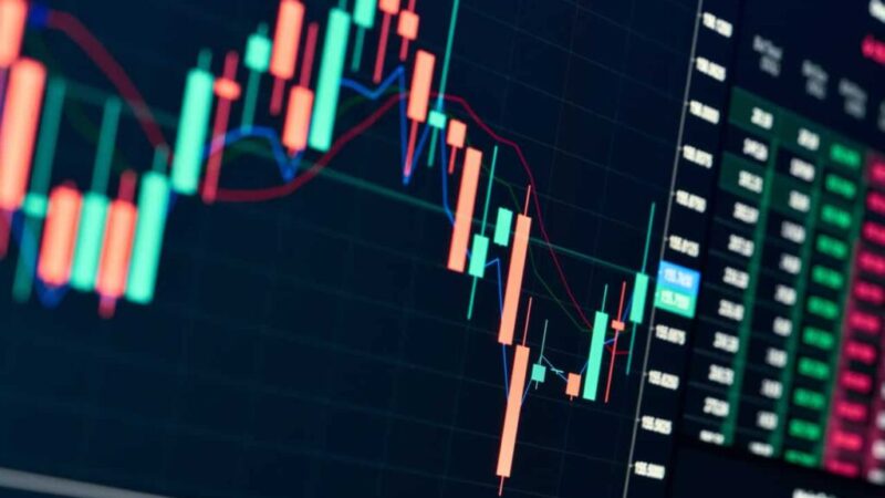Two cryptocurrencies to turn $100 into $1,000 in 2025