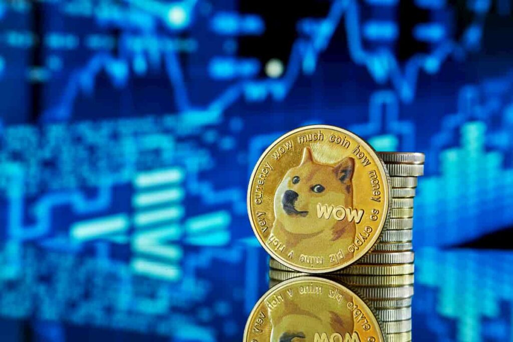 Bullish chart pattern hints DOGE could hit $0.39