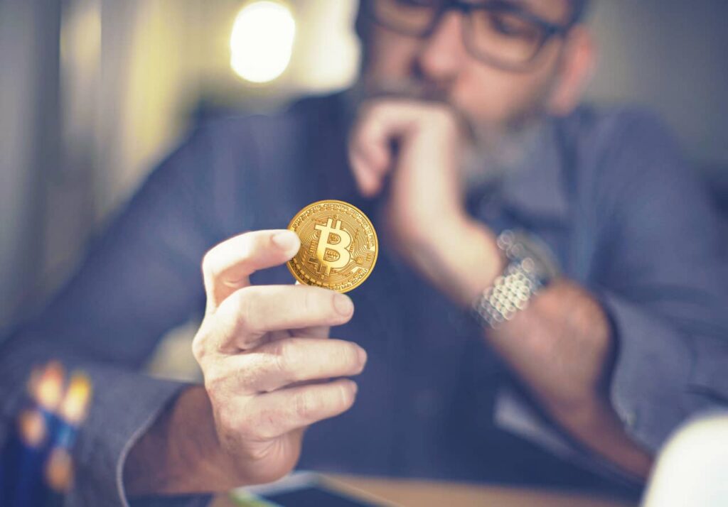 Why you should buy Bitcoin right now (but sell on the weekend)