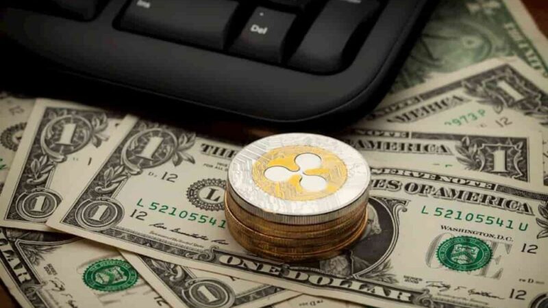 Smart money quietly buys 900 million XRP