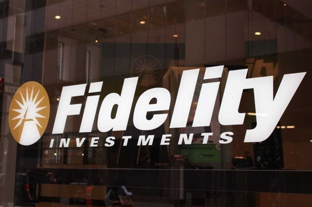 BlackRock and Fidelity just scooped up over half a billion dollars in Bitcoin
