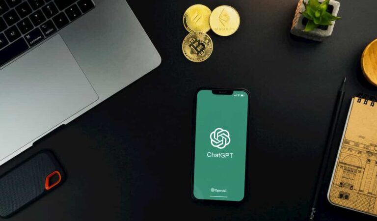 ChatGPT picks 2 no-brainer cryptocurrencies under $5 to buy now